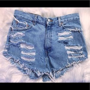 Vintage Levi’s 512s—-
